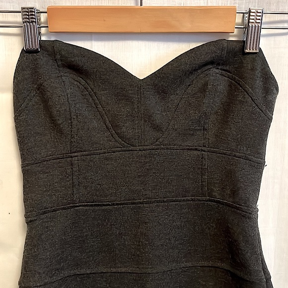 ARITZIA Talula Strapless Mini Dress // Size 2 - Picture 3 of 6